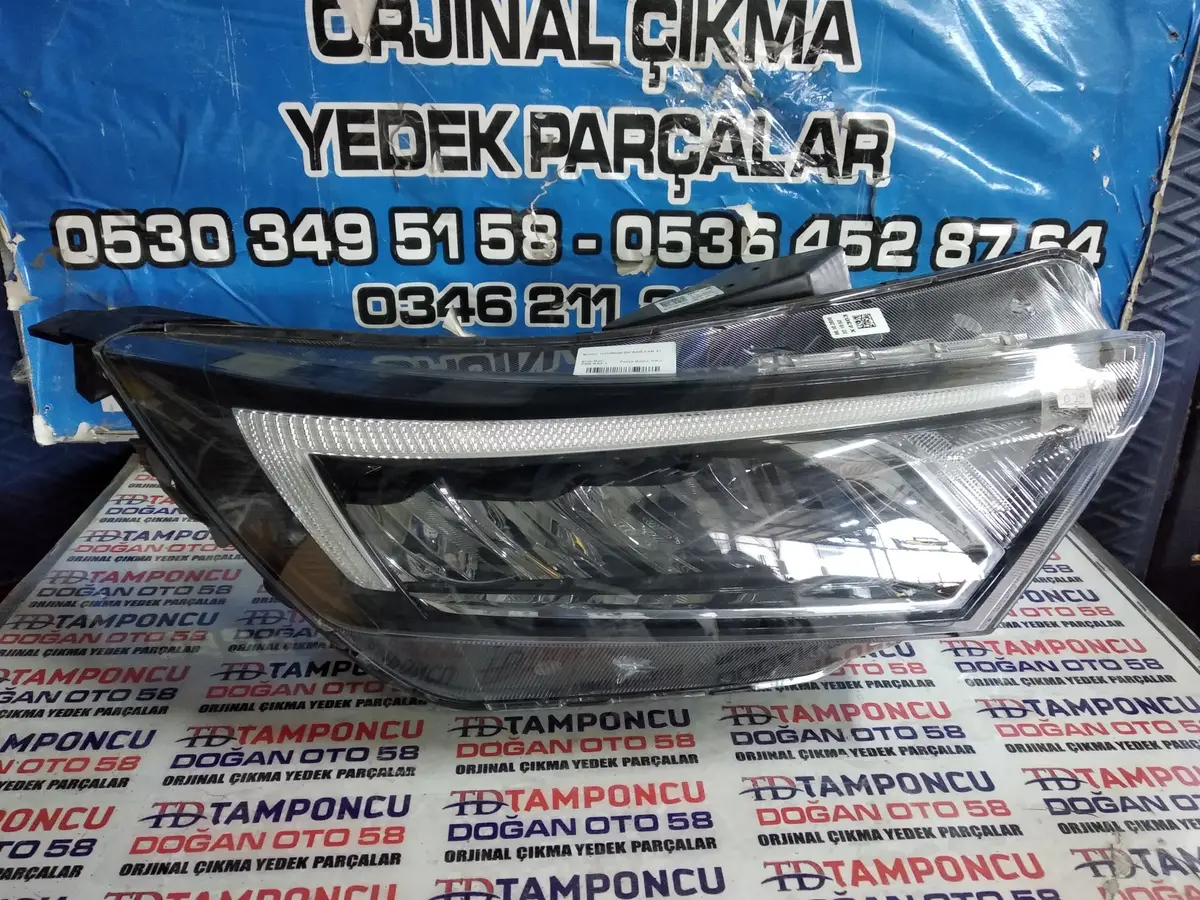 Hyundai I 20 Sağ Far Orjinal Çıkma 21