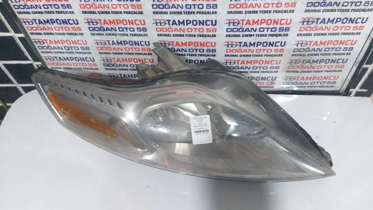 Ford Mondeo Sağ Far 08-12