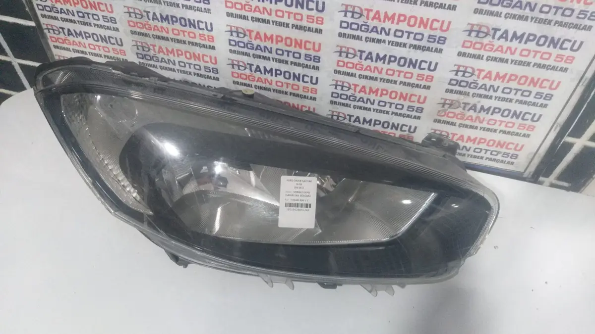 Ford Courier Sağ Far 14-18