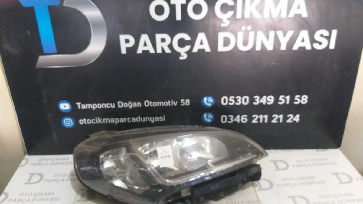 Fiat Doblo Sağ Far 15-23