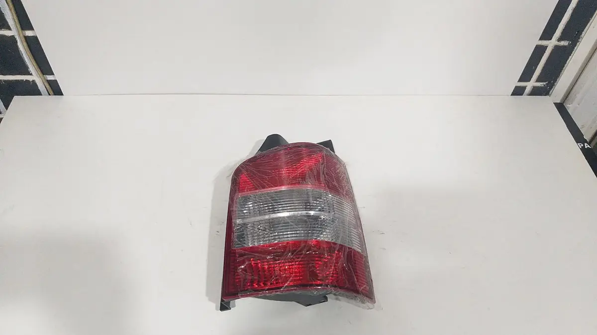 Volkswagen Transporter T 5 Sağ Stop 04-08
