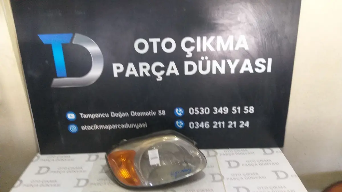 Hyundai Accent Sağ Far 09-11