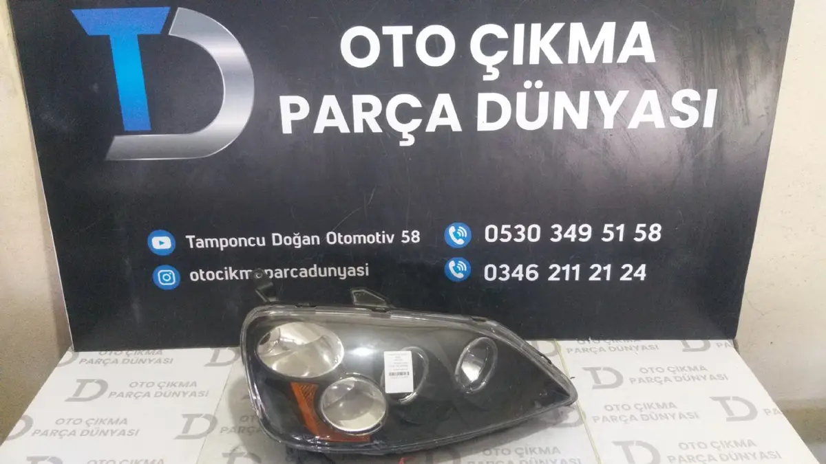 Honda Civic Sağ Far 04-06