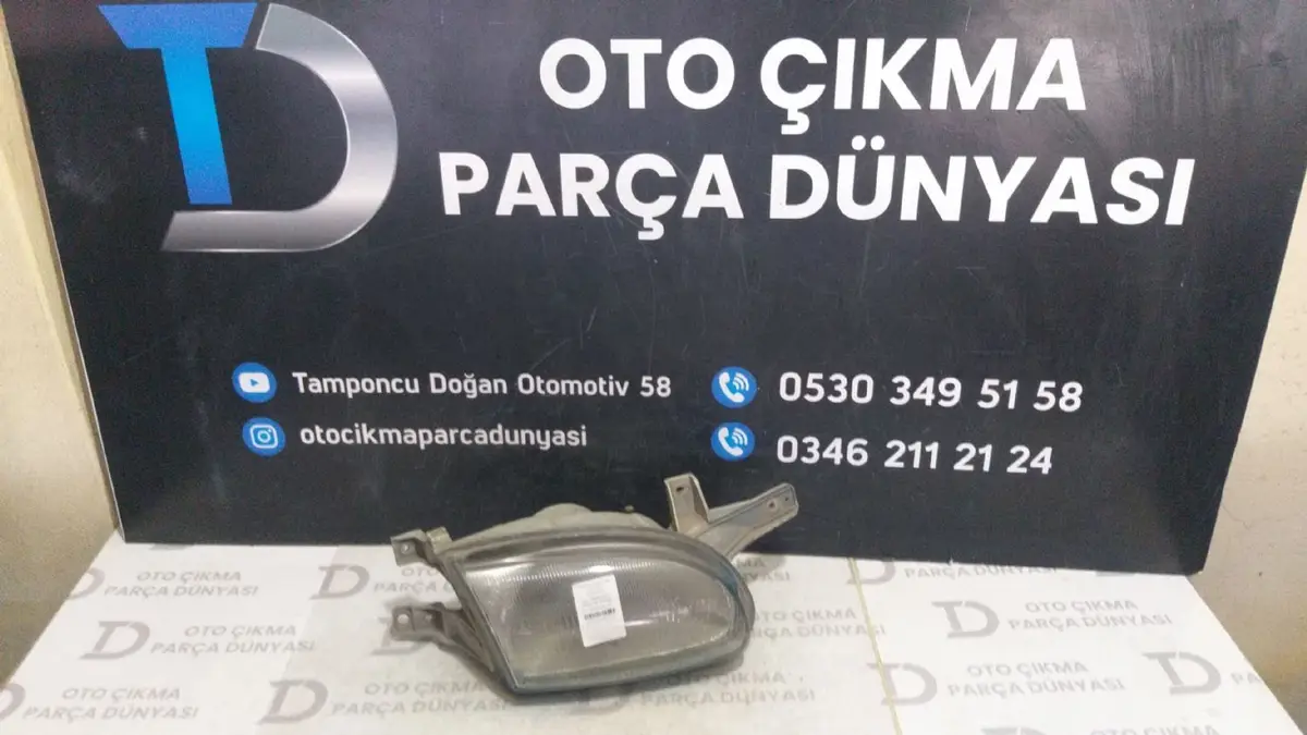Hyundai Accent Sağ Far 94-02