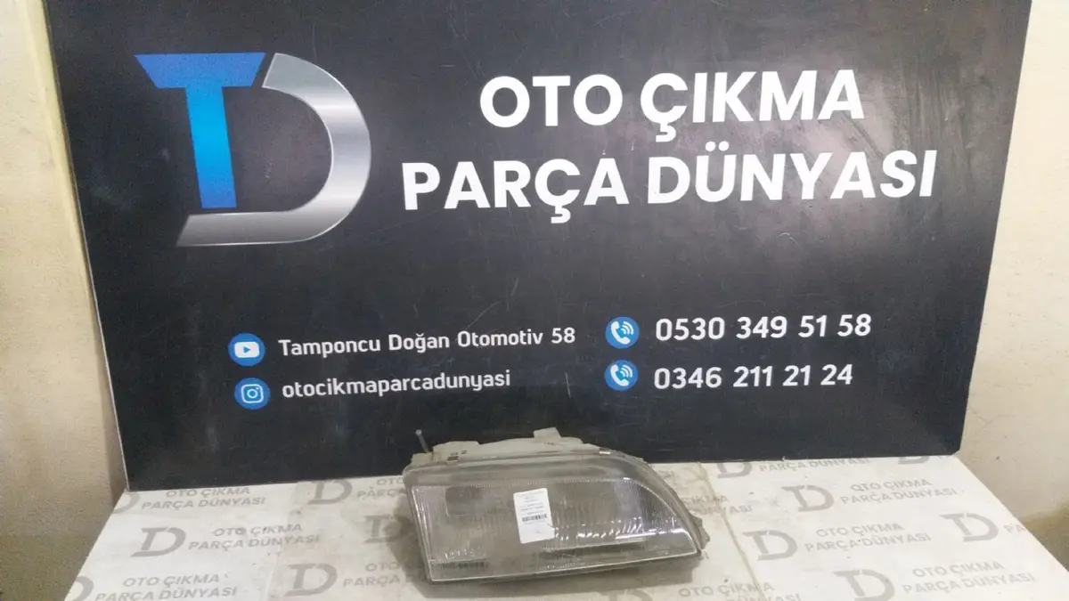Toyota Corolla Sağ Far 92-97