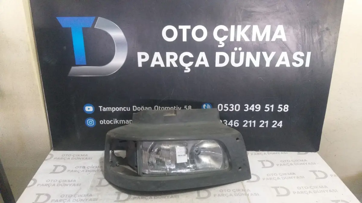 Renault Midlum Sağ Far 00-07