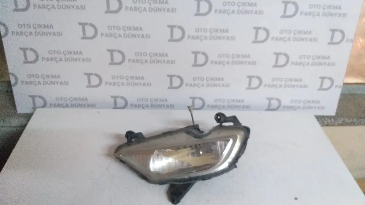 Hyundai I20 Sağ Sis Far