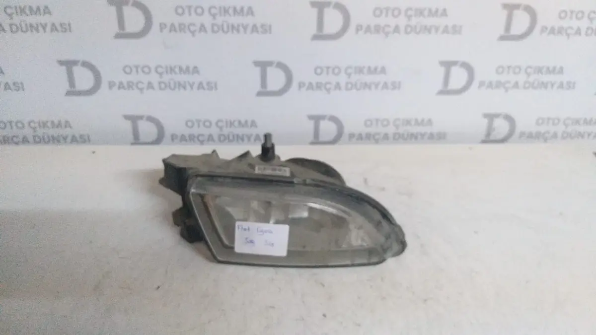 Fiat Egea Sağ Sis Farı