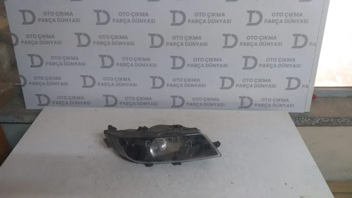 Skoda Rapid Sol Sis Farı