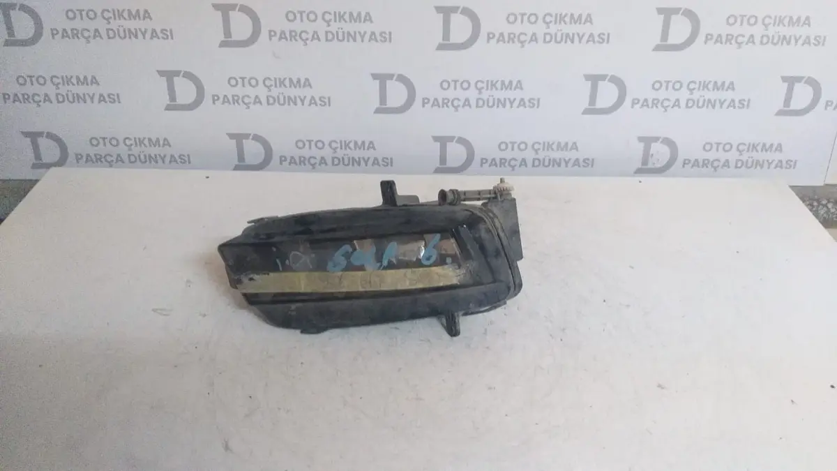 Volkswagen Golf 6 Sağ Sis Farı