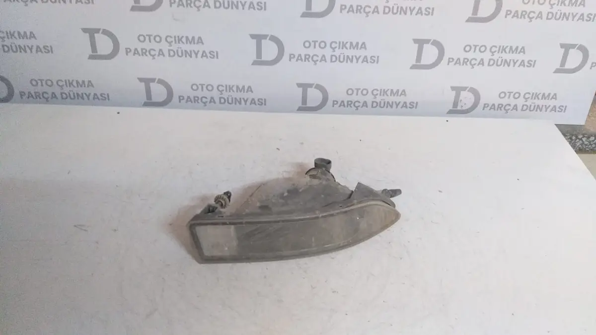Toyota Corolla Sağ Sis Farı