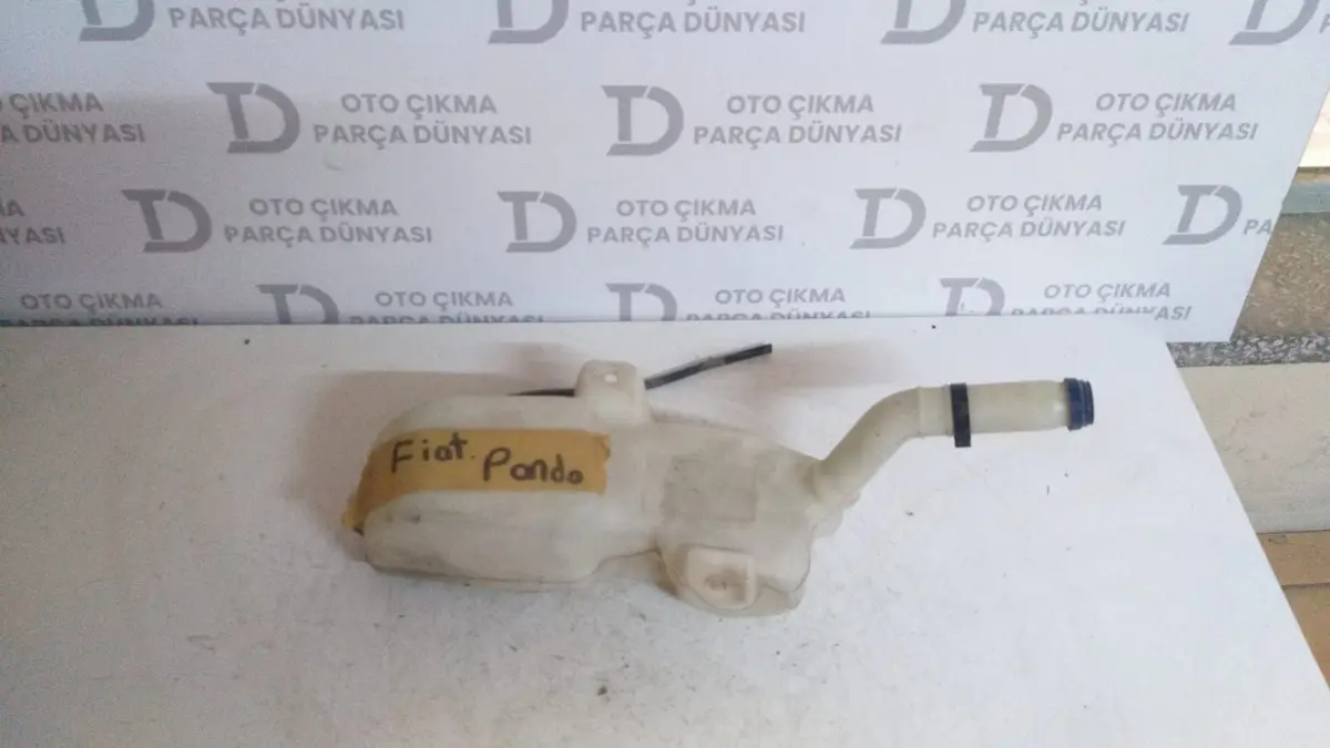 Fiat Panda Cam Su Bidonu
