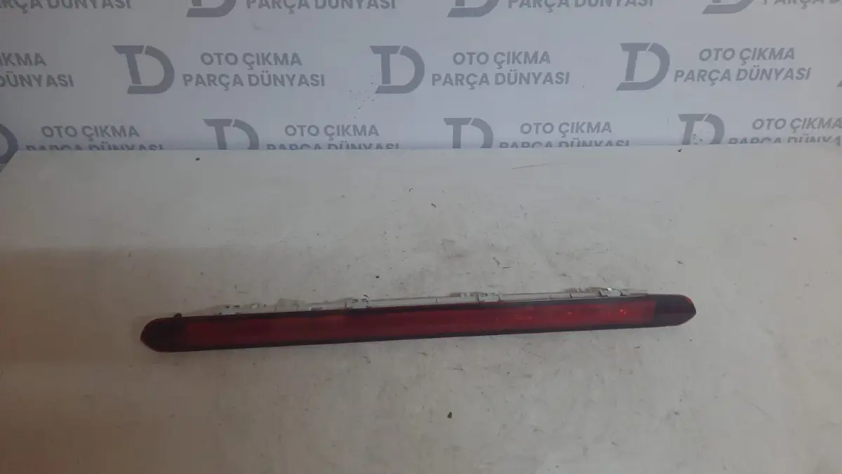 Mercedes Vito Orta Fren Lambası