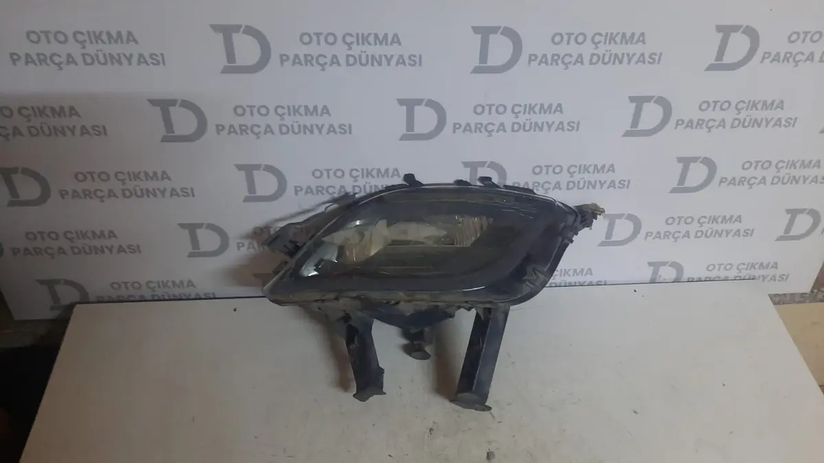 Opel Astra J Sol Sis Farı (Kırık)