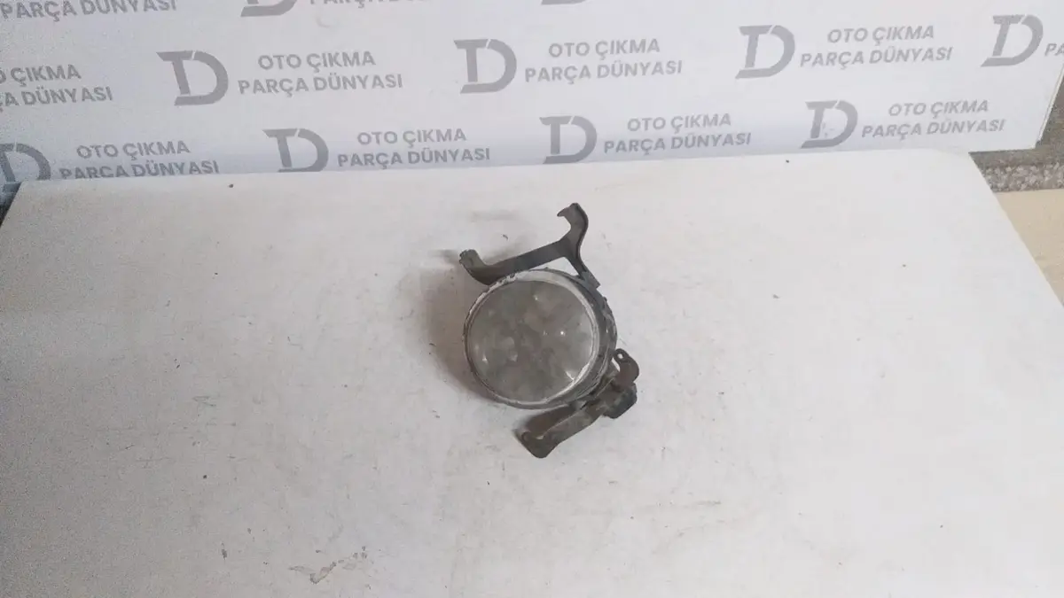 Hyundai Accent Admira Sağ Sis Farı