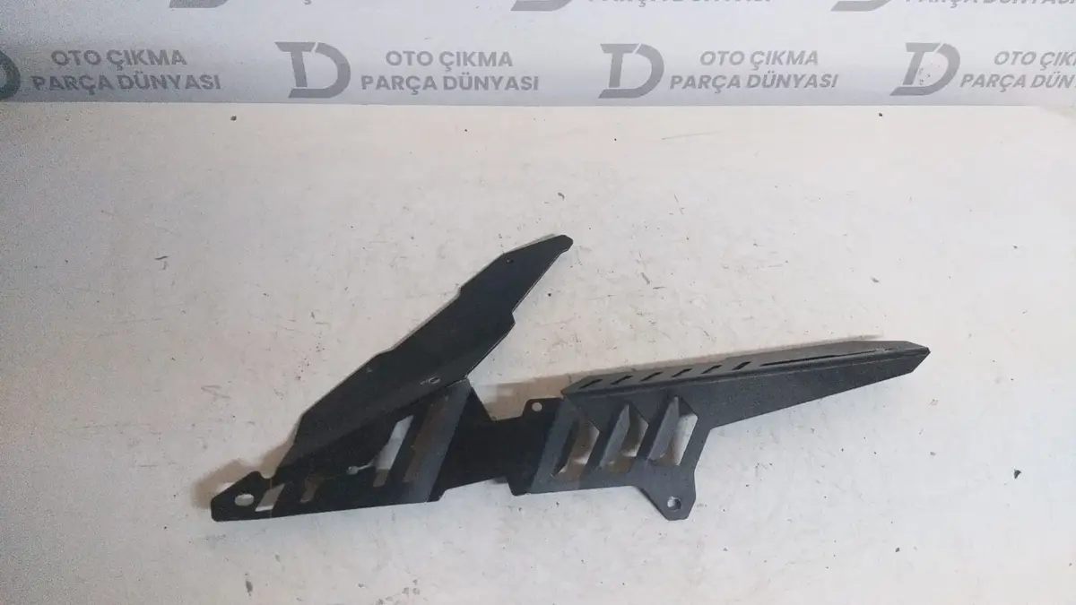 Motorsiklet Zincir Muhafazası 98-25