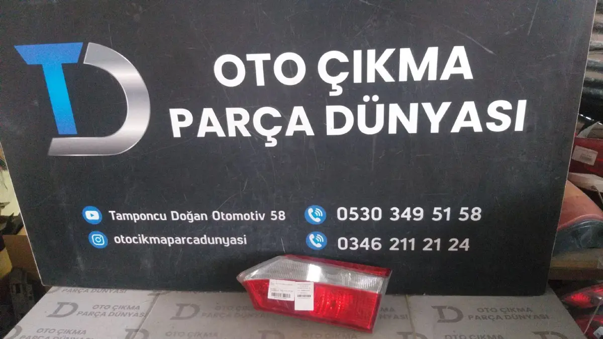 Toyota Corolla Sağ İç Stop 13-16