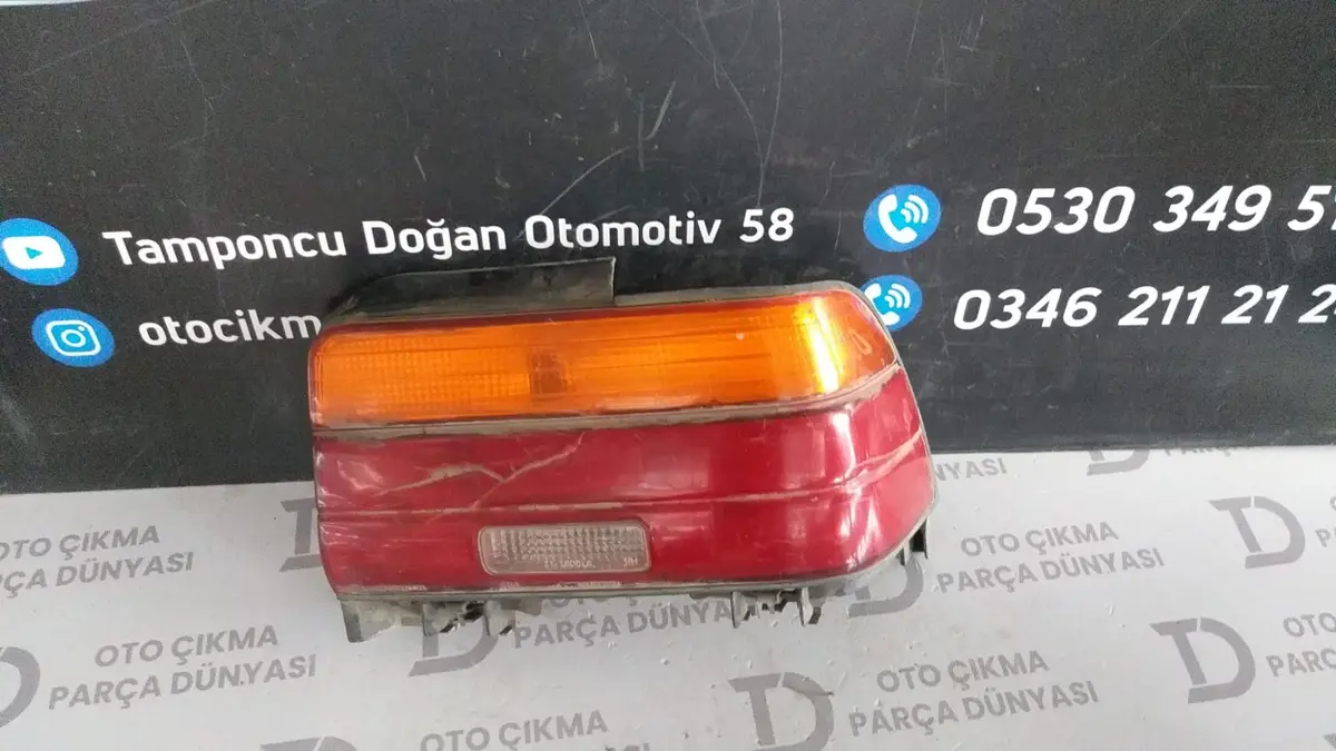 Toyota Corolla Sağ Stop