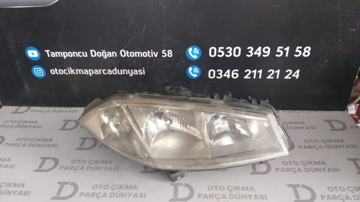 Renault Megane 2 Sağ Far