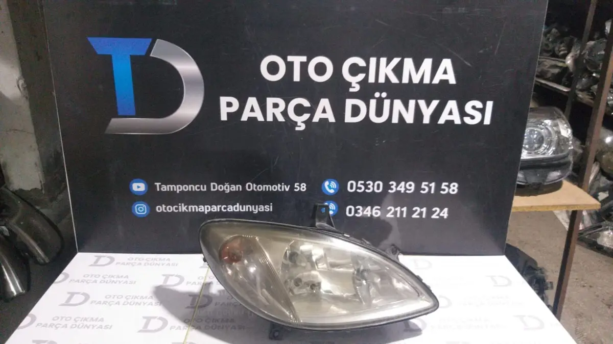 Mercedes Vito Sağ Far