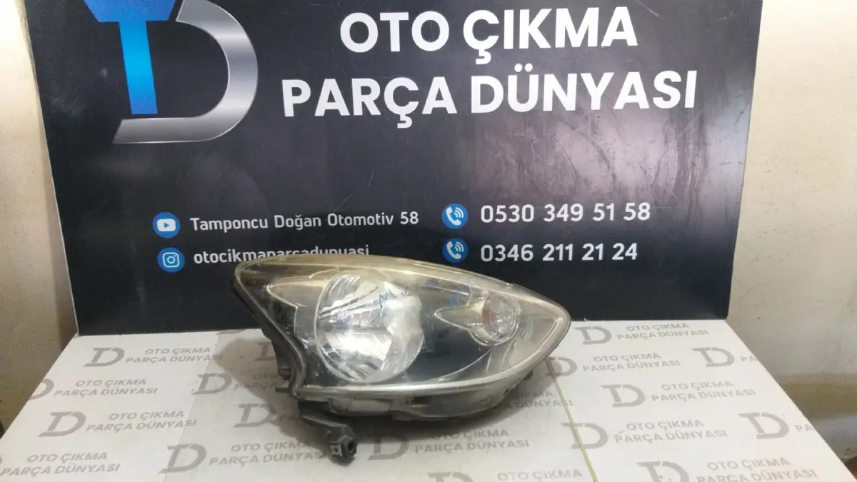 Nissan Micra Sağ Far -13-16