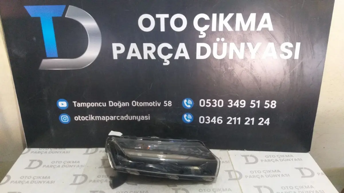 Dacia Spring Sağ Far