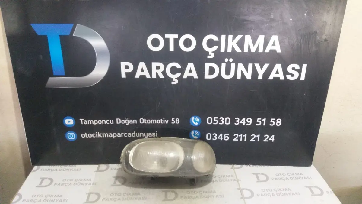 Toyota Corolla Sol Far Kedi Göz