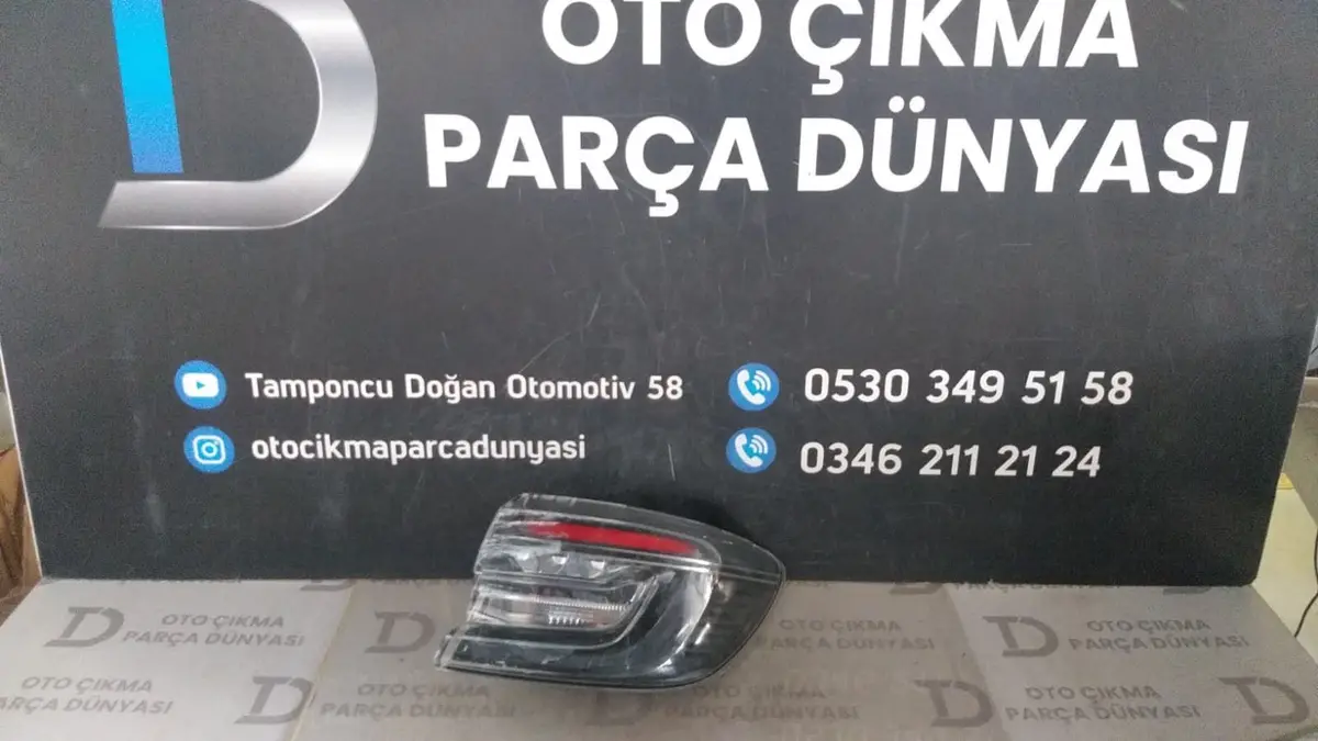 Renault Clio 5 Sağ Dış Stop- 24