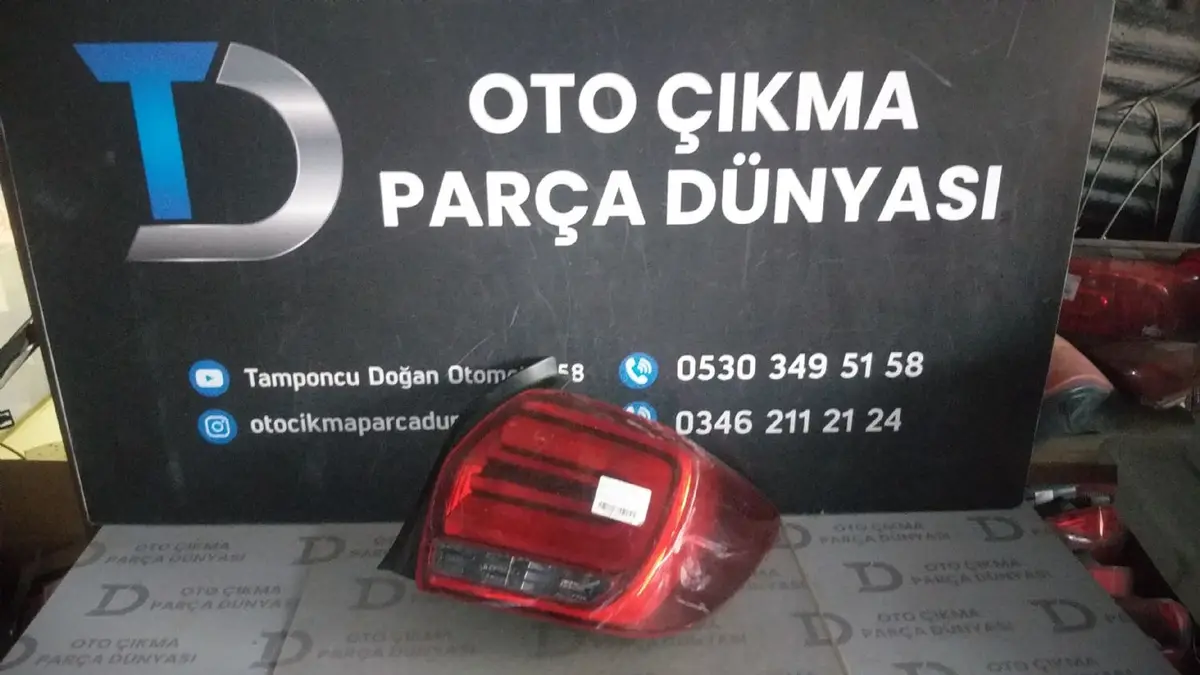 Renault Clio Symbol Sağ Stop Ledli Cam Hasarlı 16-20