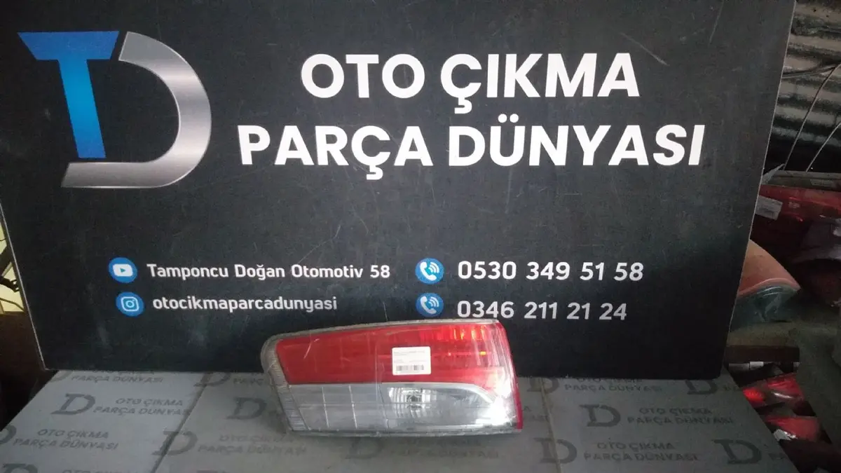 Toyota Avensis T27 Sol Dış Stop 09-12