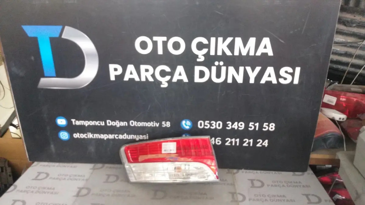 Toyota Avensis Sol Dış Stop 09-12