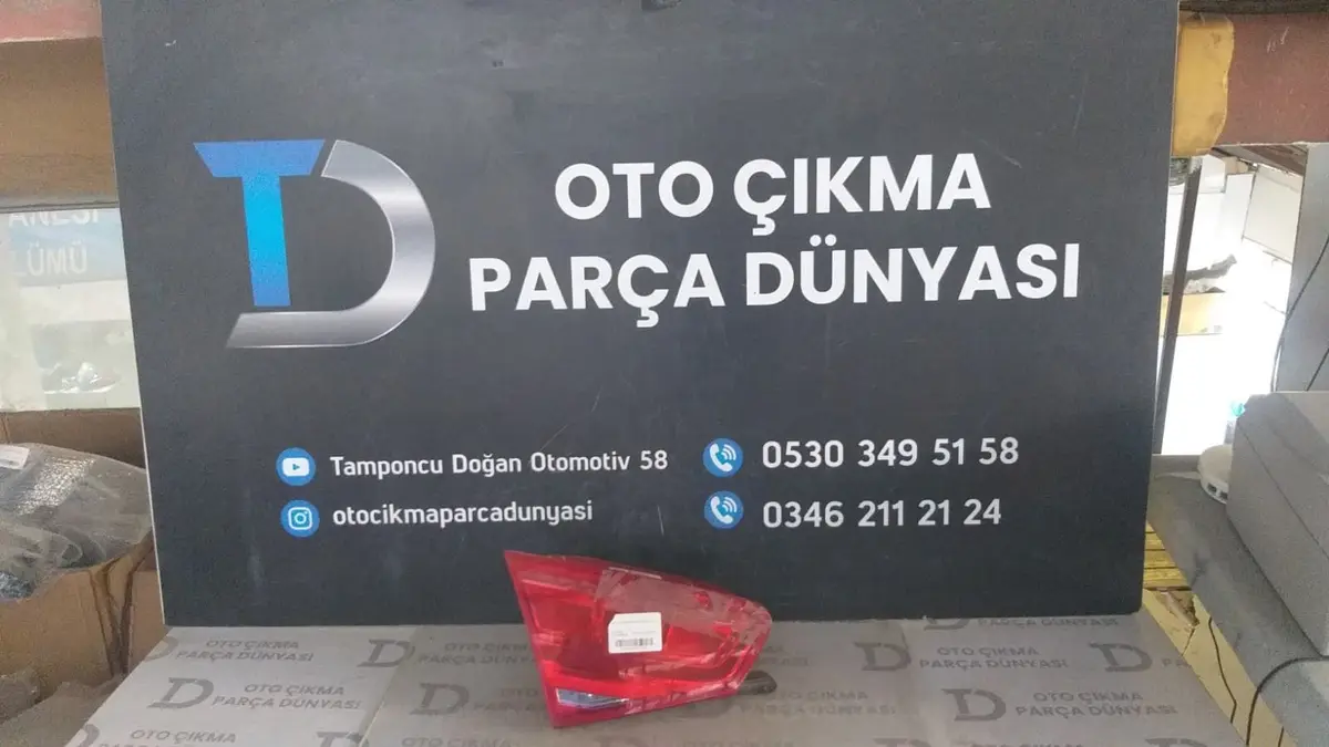 Audi A 8 Sol İç Stop 11-15