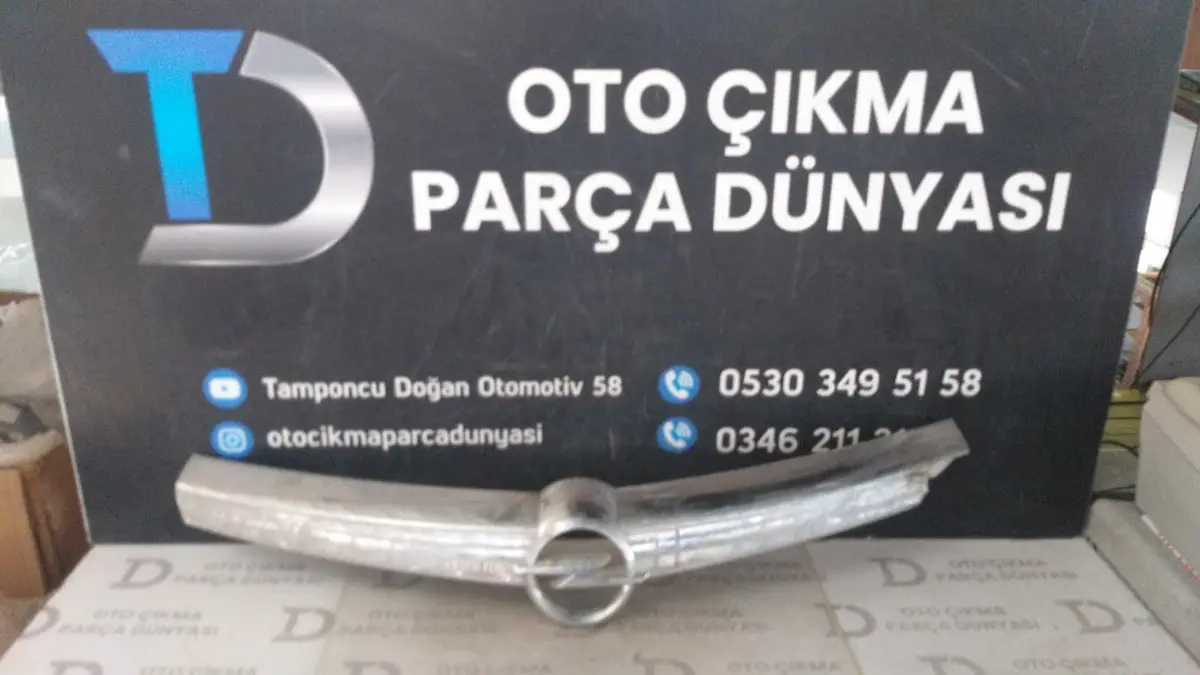 Opel Astra H Ön Panjur Nikelajı 07-10