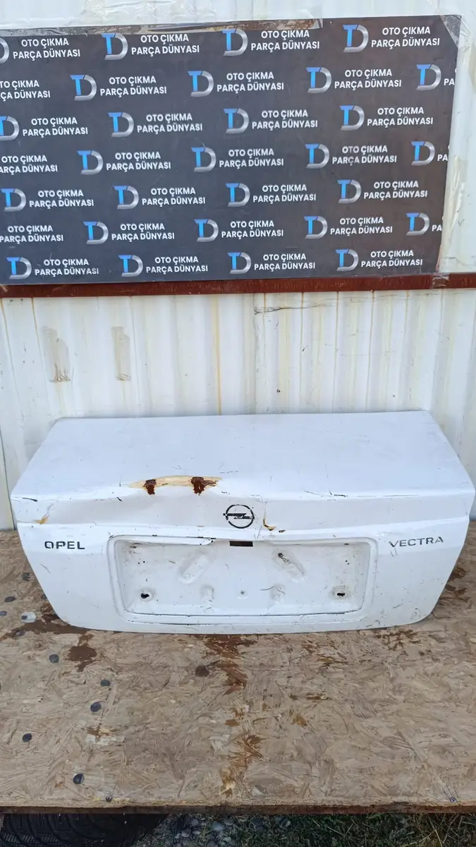Opel Vectra B Bagaj Kapağı 01-04