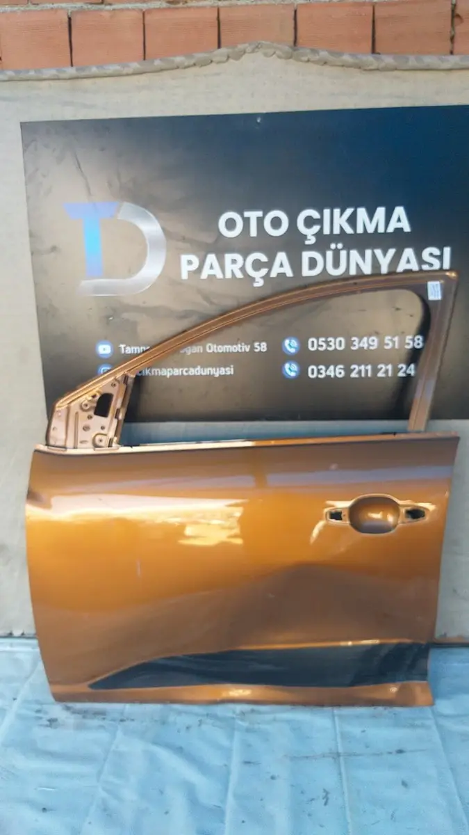 Dacia Sandero Sol Ön Kapı 22-24