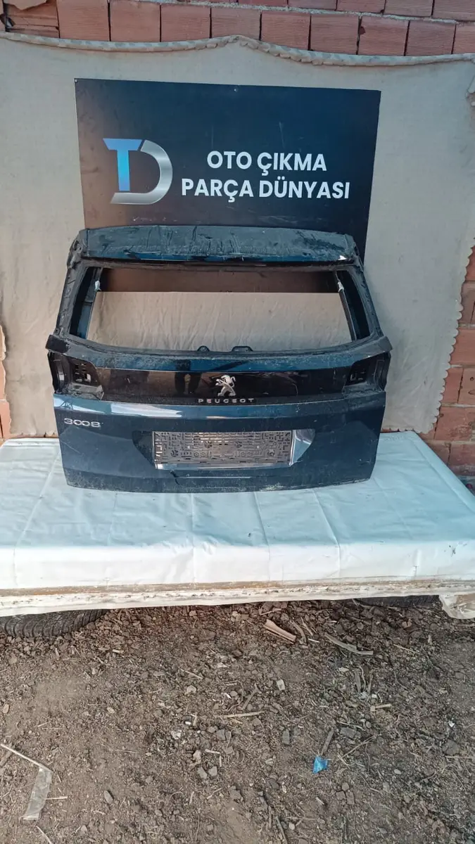 Peugeot 3008 Bagaj Kapağı 18-24