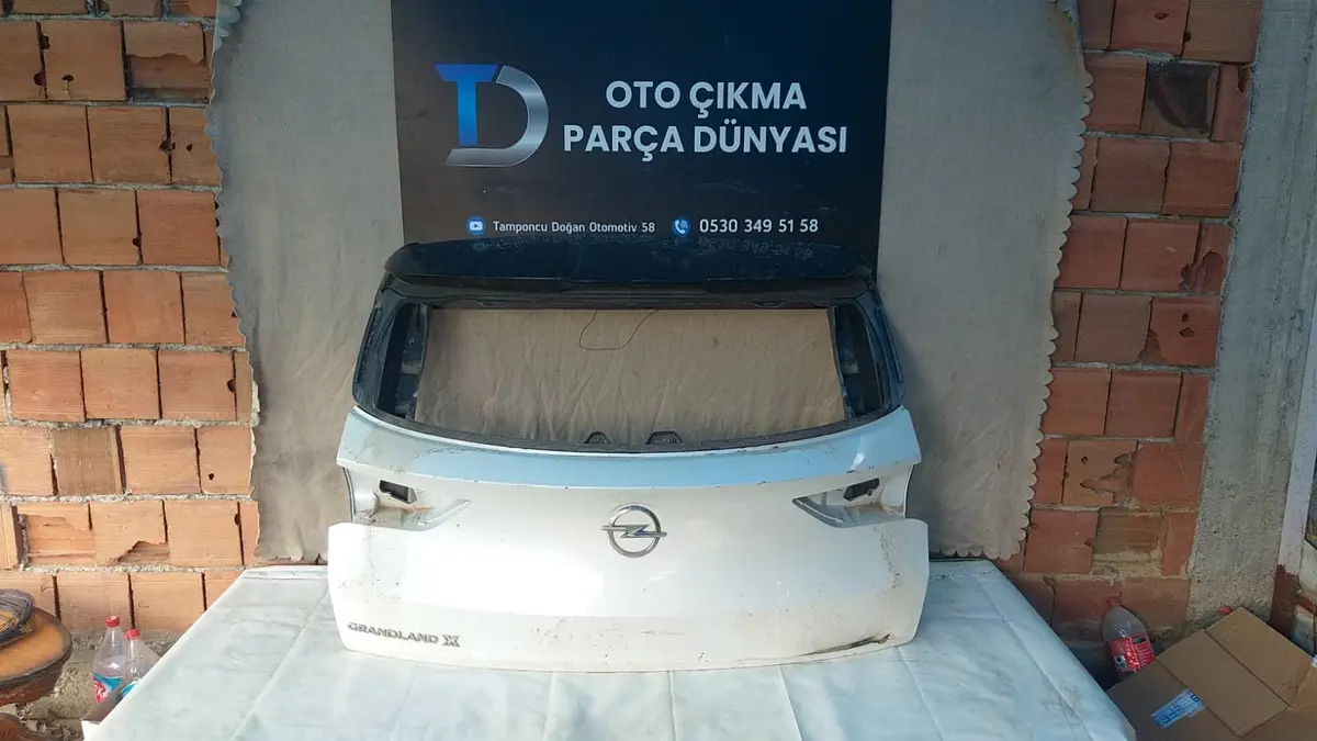 Opel Grandland X Bagaj Kapağı 22-25