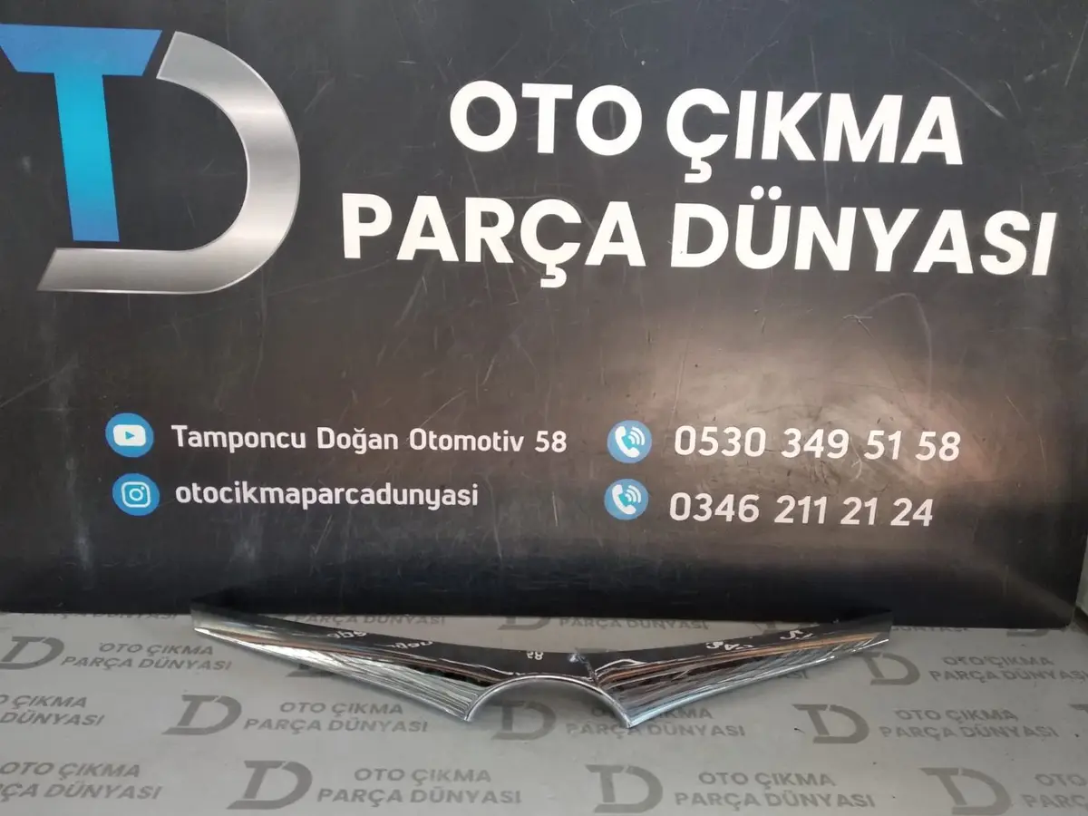 Toyota Corolla Ön Panjur Nikelajı (13-16)