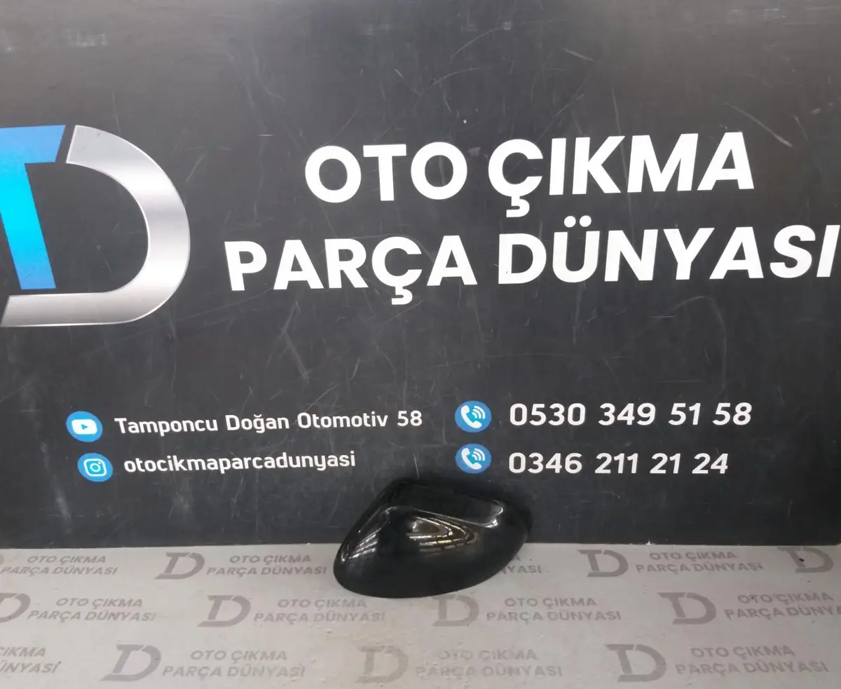 Volkswagen B8 Sol Dikiz Ayna Kapağı
