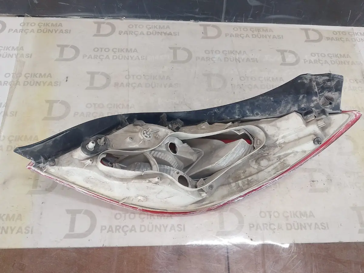 Opel Insignia Sağ Dış Stop