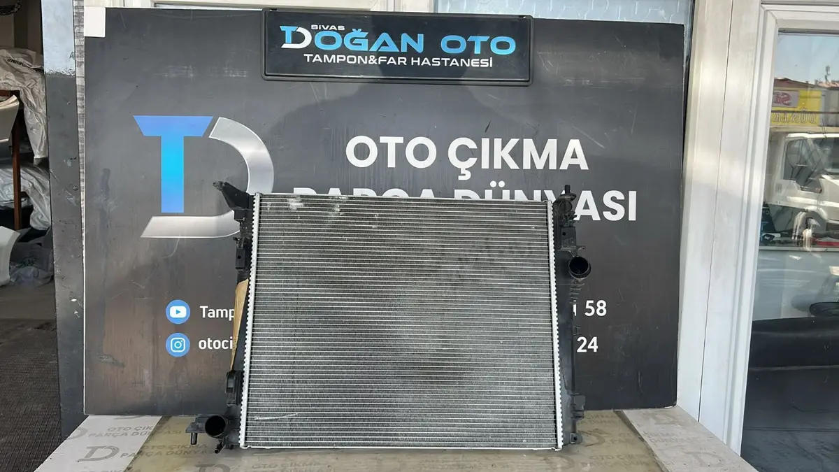 Renault Megane 4 Su Radyatörü