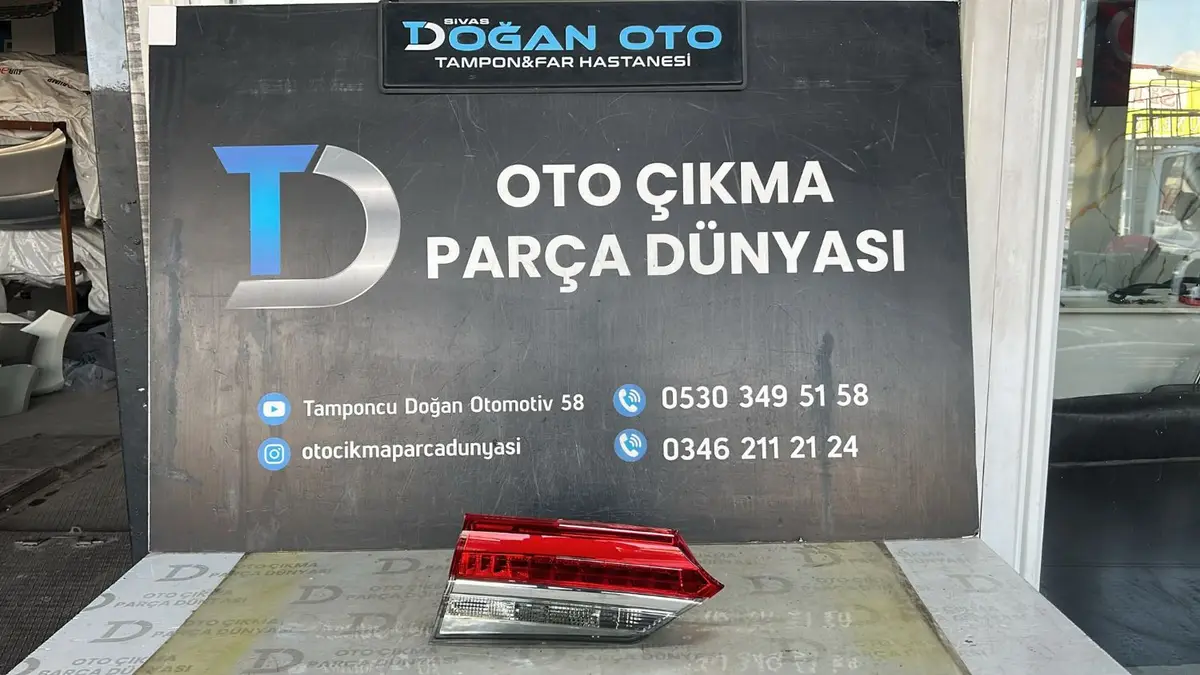 Toyota Corolla Sağ İç Stop 2017 Sıfır
