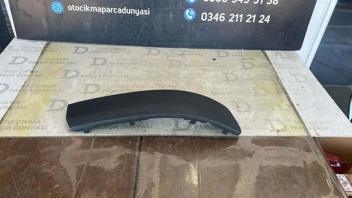 Transporter T5 2004-2010 Sağ Köşe Bandı
