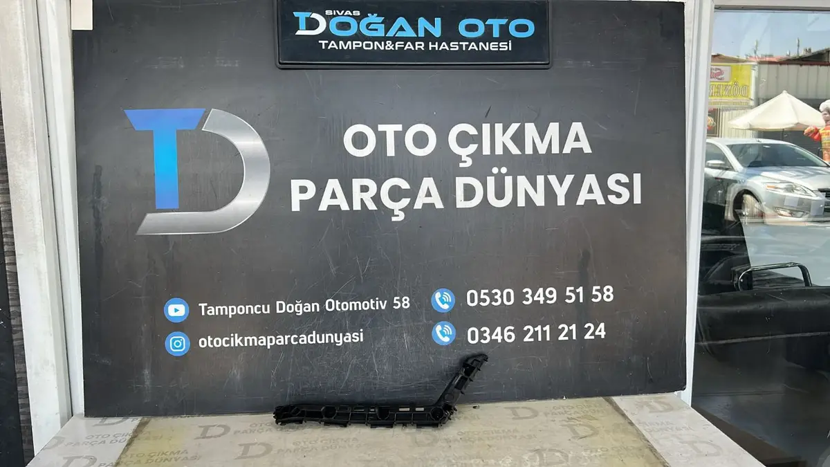 Toyota Corolla Arka Tampon Braketi Alt Sağ 2019- Yeni