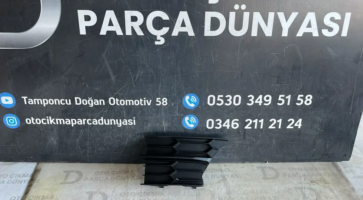 Skoda Super B Ön Tampon Sis Izgarası