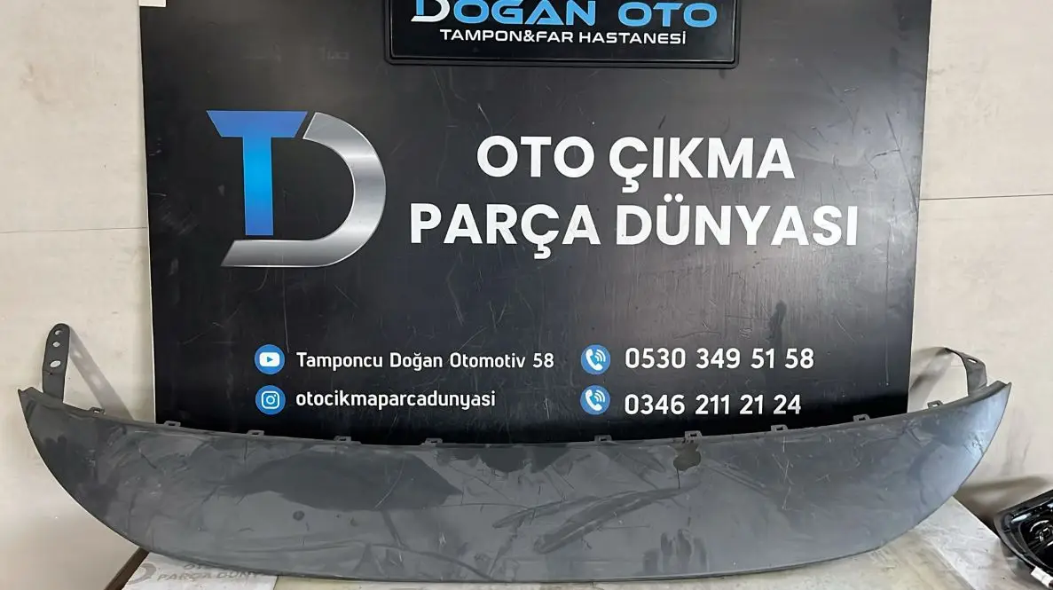 Peugeout Partner Ön Tampon Üst Plastik