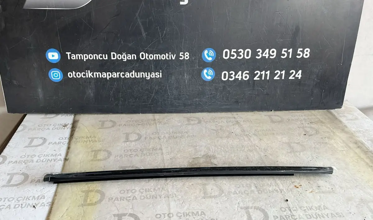 Honda Sol Arka Kapı Cam Çıtası Sıfır