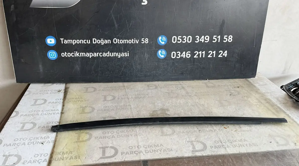 PSA Sağ Ön Kapı Cam Dışı Fitili Sıfır