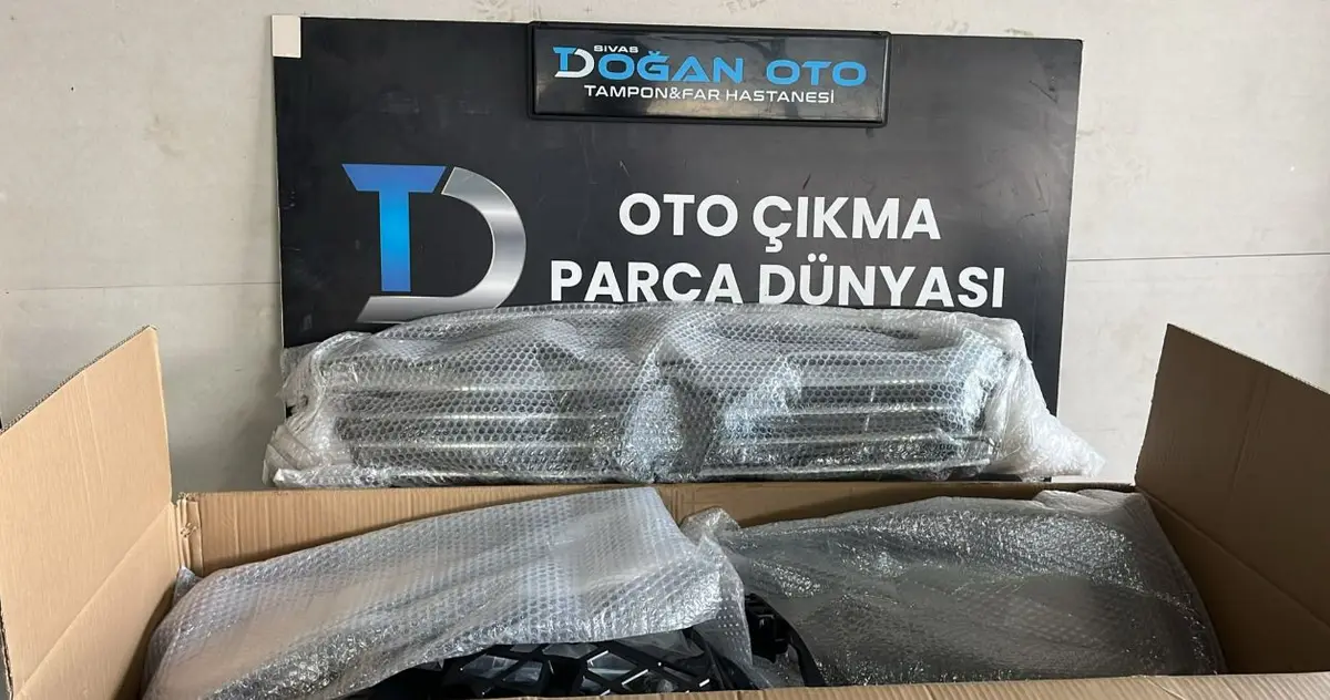 Volkswagen Passat B8.5 Dönüşüm Ön Panjur Parçaları Sıfır