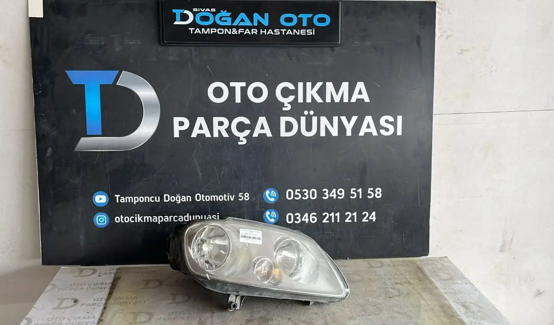 Volskwagen Caddy Sağ Ön Far Çıkma